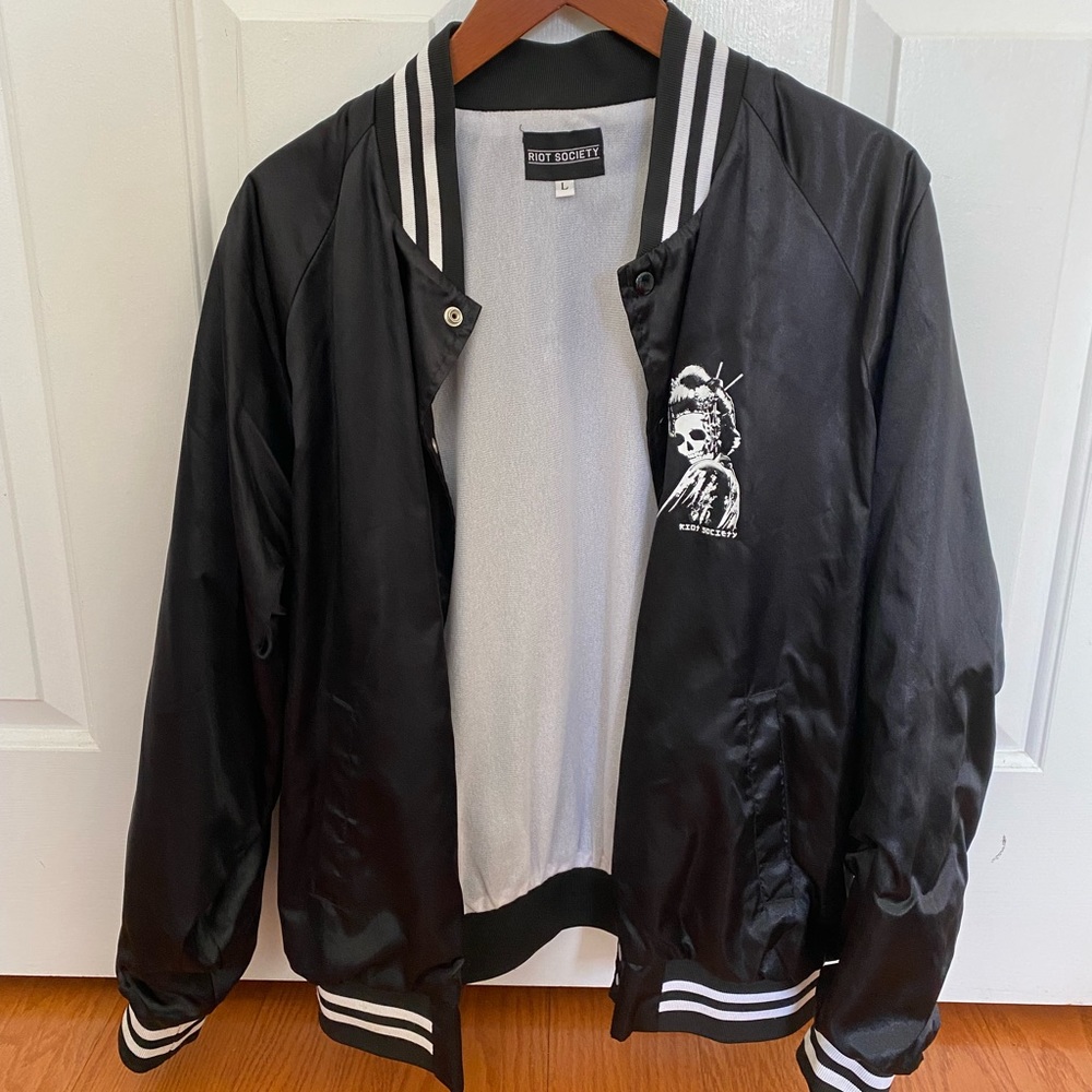RIOT SOCIETY VARSITY BOMBER JACKET GEISHA BLACK AND WHITE